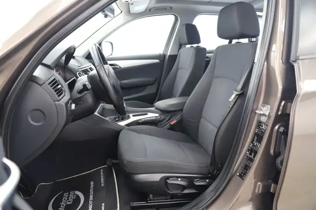 BMW X1 view 9