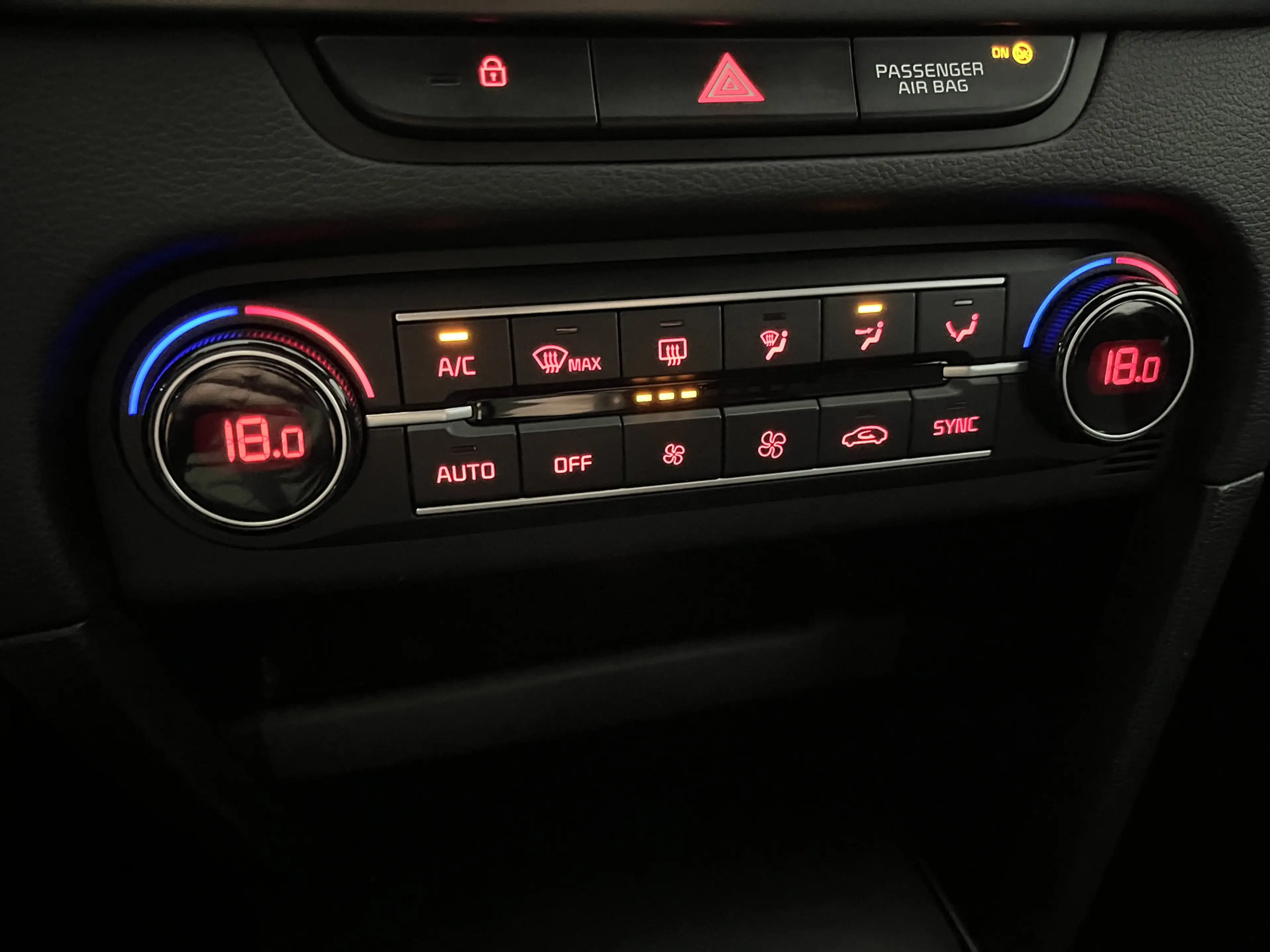 Kia Ceed SW / cee'd SW Sportswagon 1.0 T-GDi DynamicLine 1E EIGN/ECC/CAME — photo 11