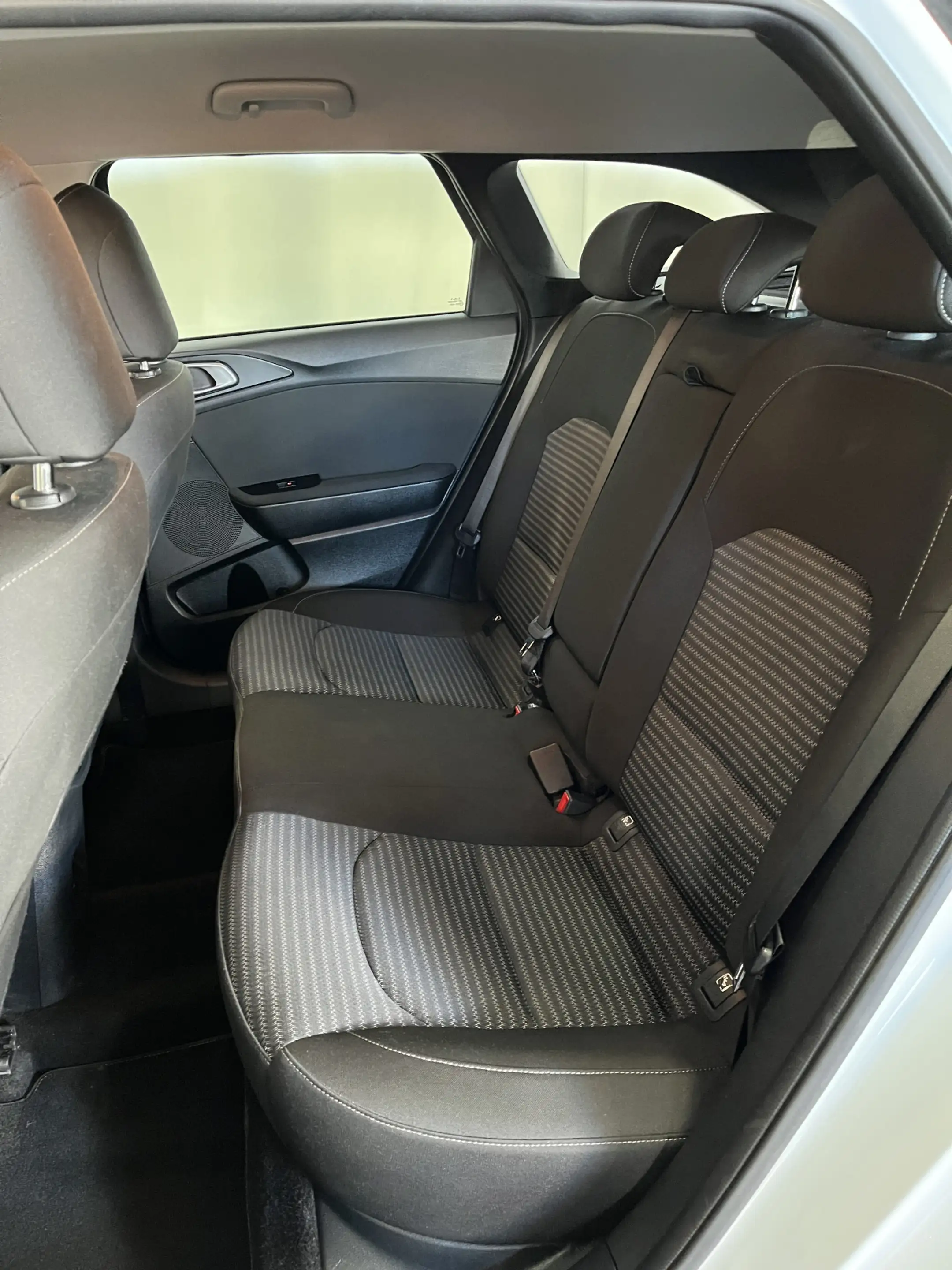 Kia Ceed SW / cee'd SW Sportswagon 1.0 T-GDi DynamicLine 1E EIGN/ECC/CAME — photo 6