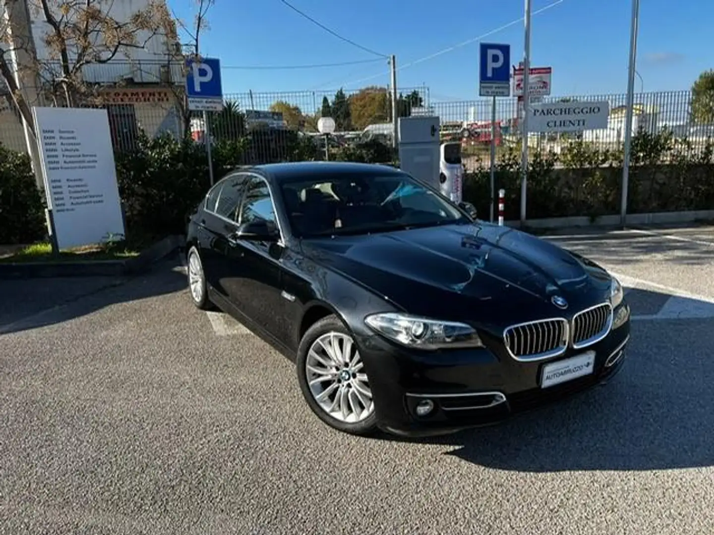 BMW 525 d xdrive Luxury auto E6 Fekete - 2
