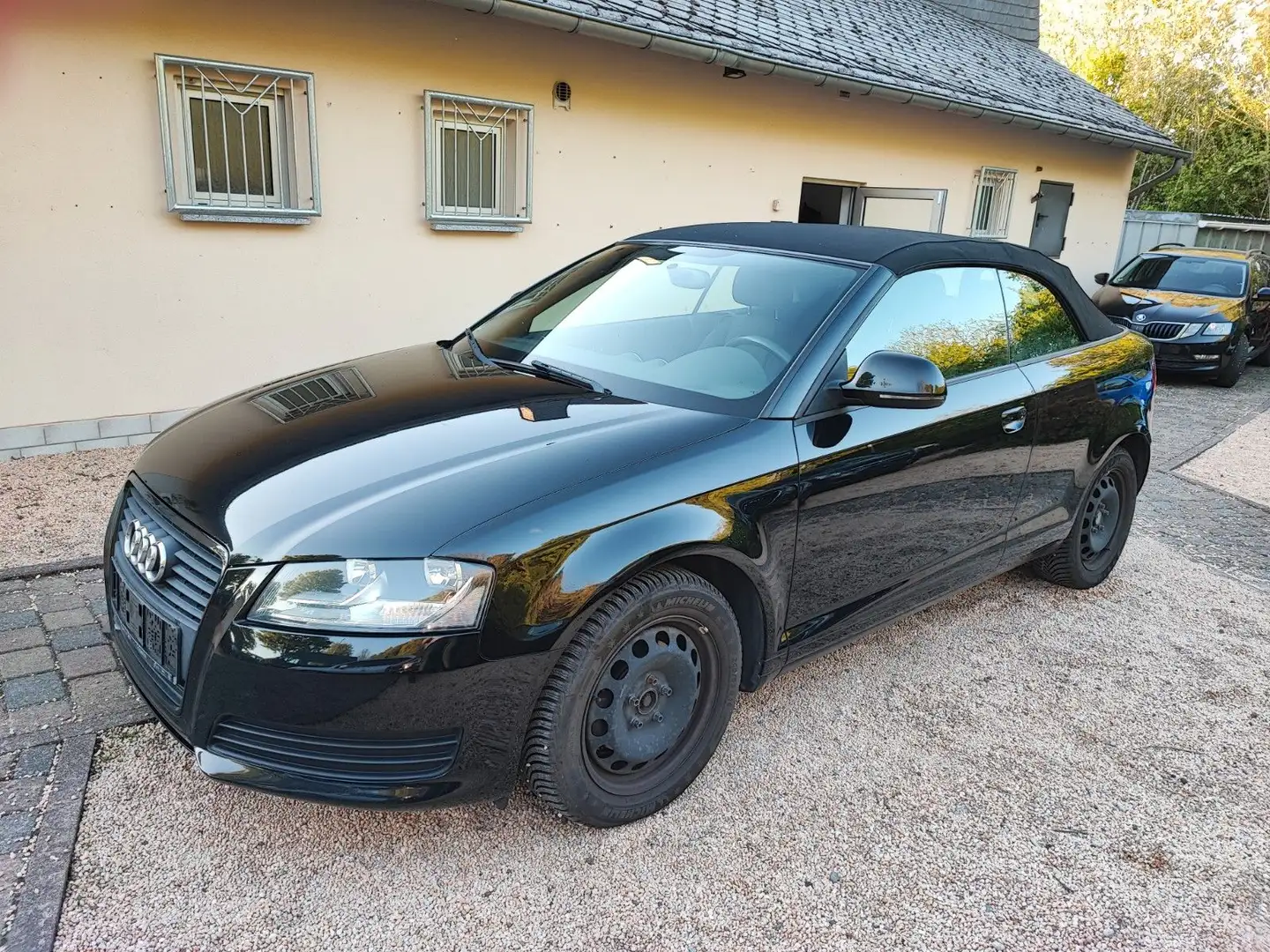 Audi A3 Cabriolet Attraction/SCHECKHEFT/1.HAND Noir - 2