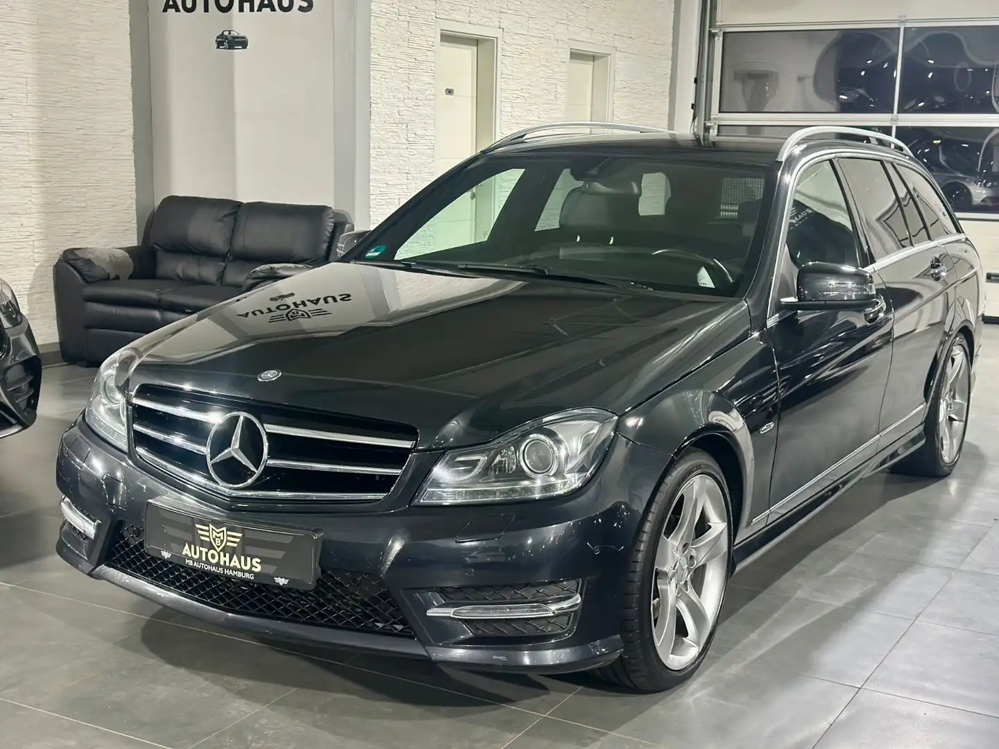 Mercedes-Benz C 250 CGI T, Edition Final,AMG-Paket,LED,AHK,VOL Schwarz - 1