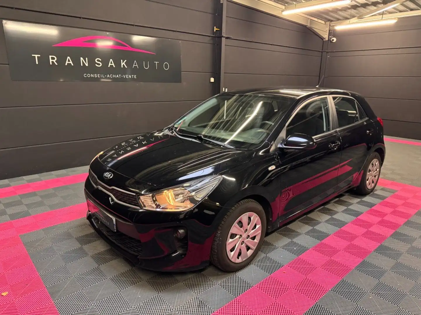 Kia Rio 1.2L 85cv finition Motion Noir - 1
