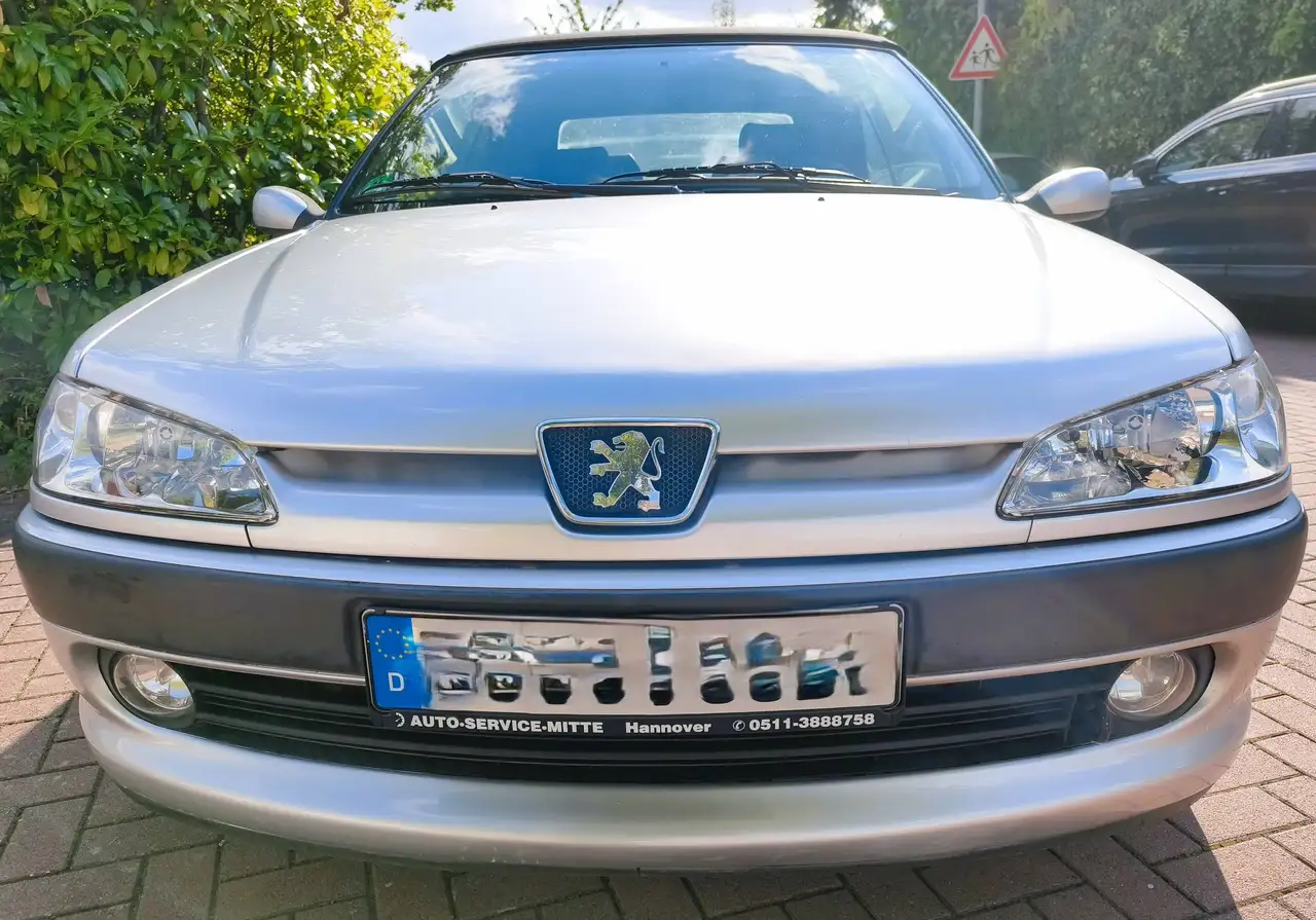 Peugeot 306 Cabriolet 1.6 Saint Tropez, foto 2