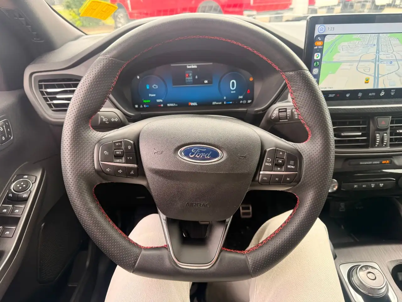 Ford Escape снимка Ford Escape