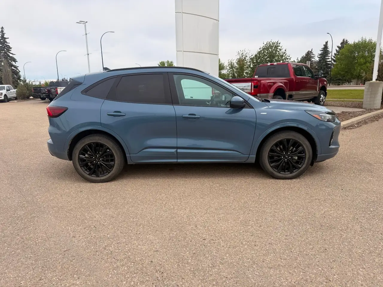 Ford Escape снимка Ford Escape