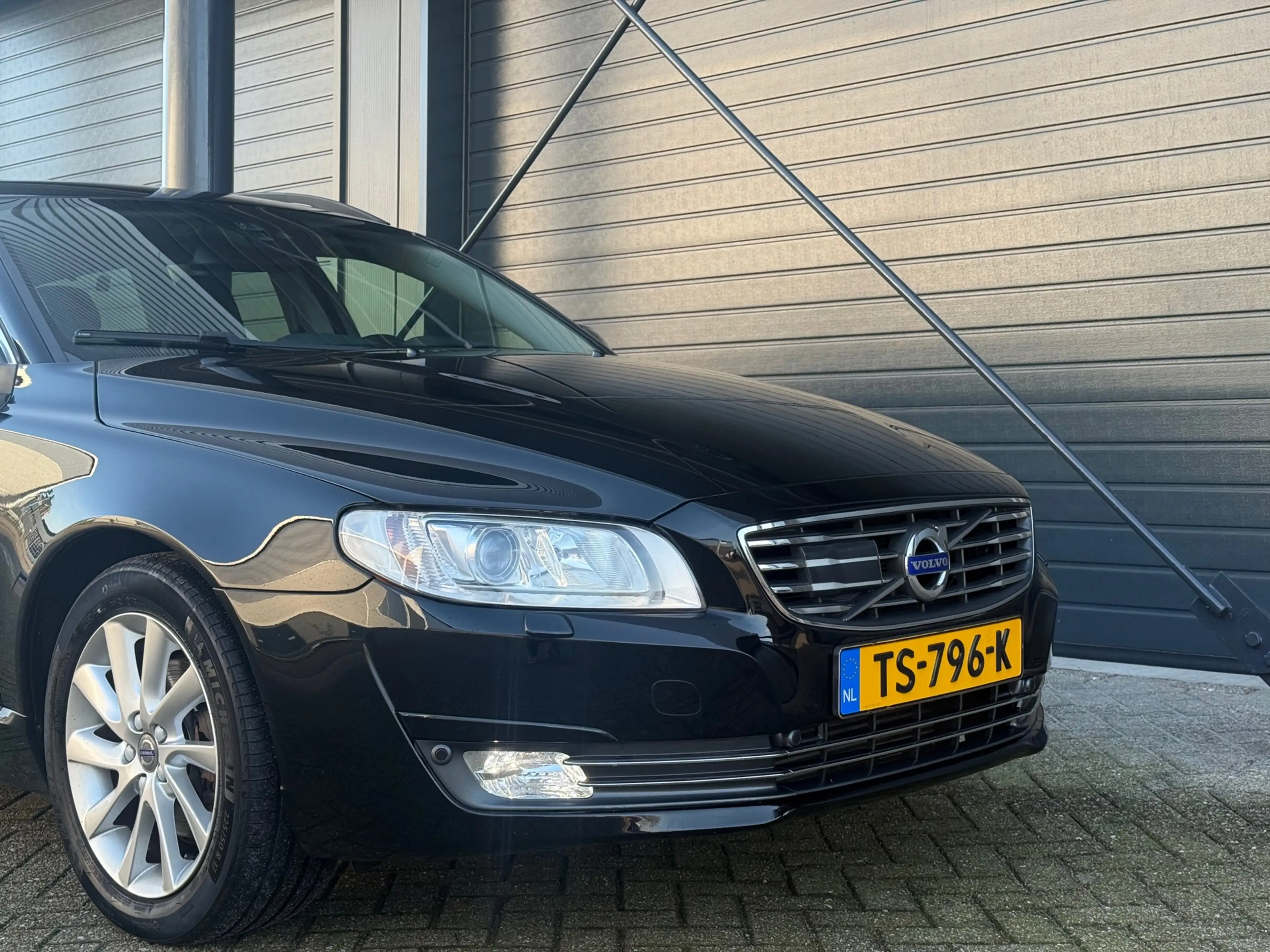 Volvo V70 2.0 T4 Dynamic, ACC, Stoel/Stuur verw., Afn Trekha — photo 32