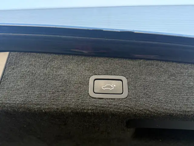 Volvo V70 view 30