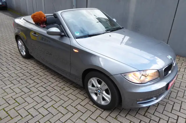 BMW 118 i Cabrio original 64.100 km!