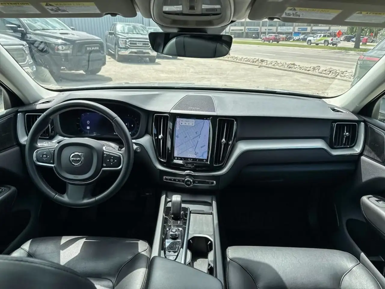 Volvo XC60 снимка Volvo XC60