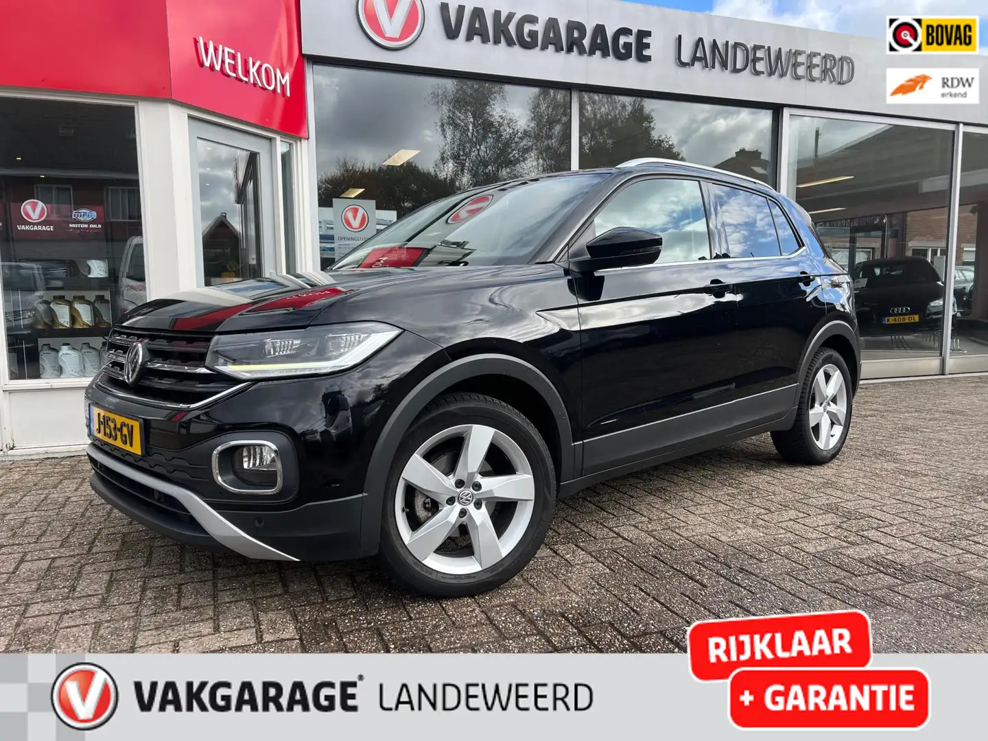 Volkswagen T-Cross 1.0 TSI Style, navi, cruise, digidash, 1e eigenaar Zwart - 1