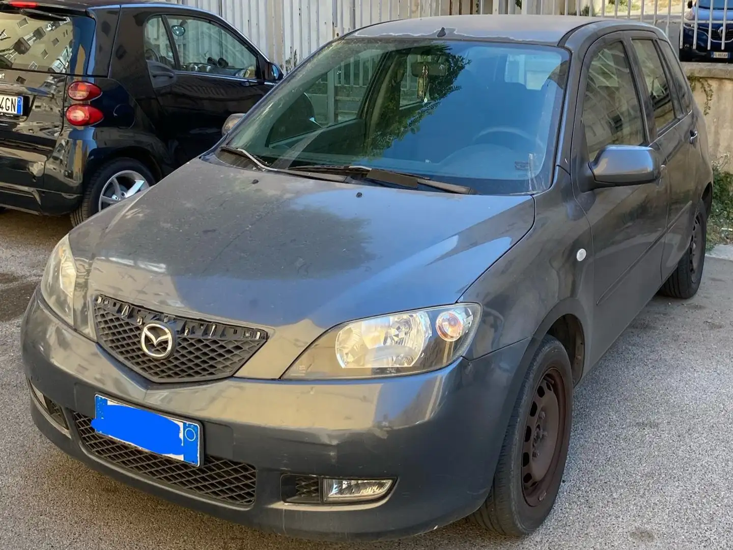 Mazda 2 1.4 td SonyEricsson 68cv - 1