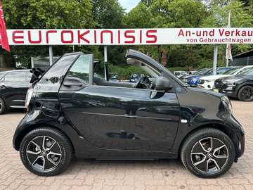 fortwo cabrio EQ 60kW*EXCL*SHZ*NAVI*PTS*KAM*22kW