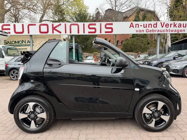 smart forTwo fortwo cabrio EQ 60kW*EXCL*SHZ*NAVI*PTS*KAM*22kW