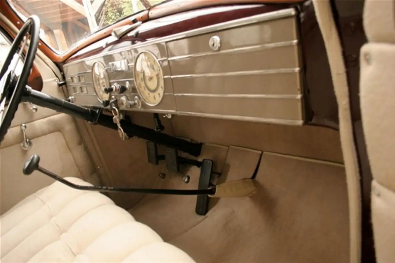 Cadillac Series 75, foto 8