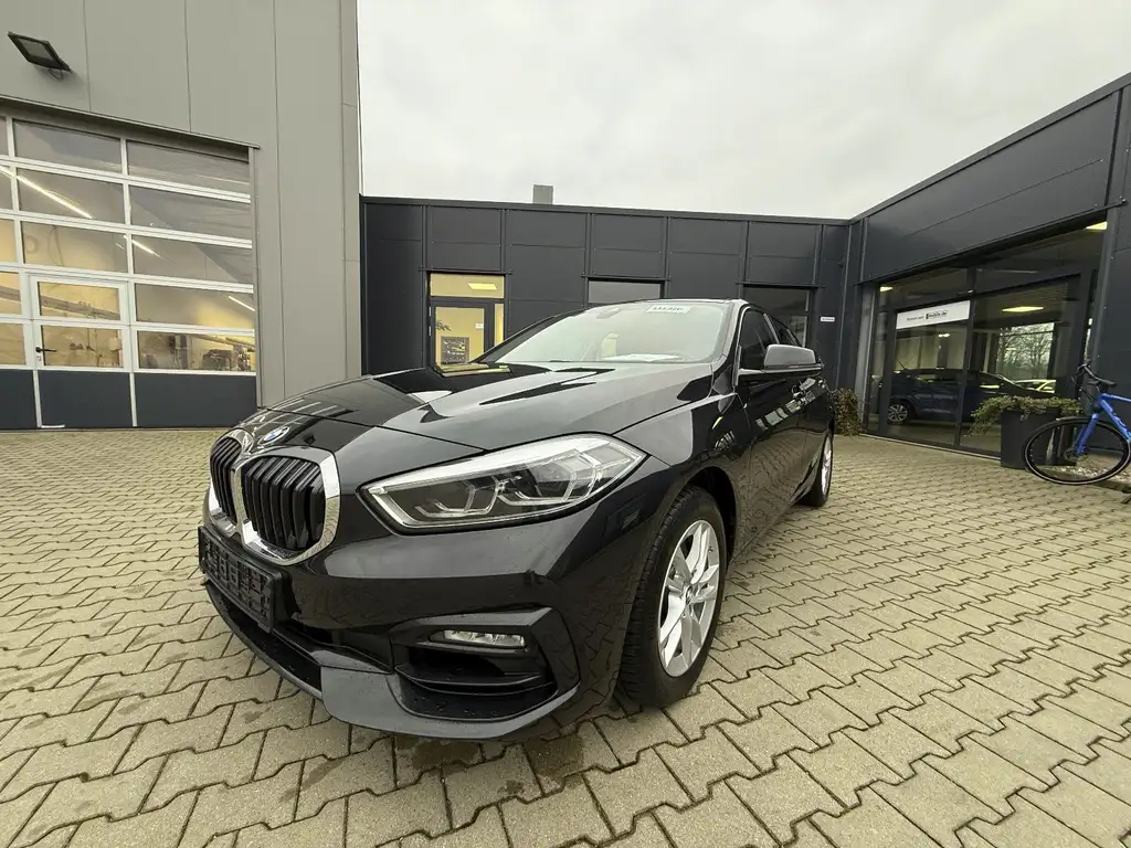 BMW 118