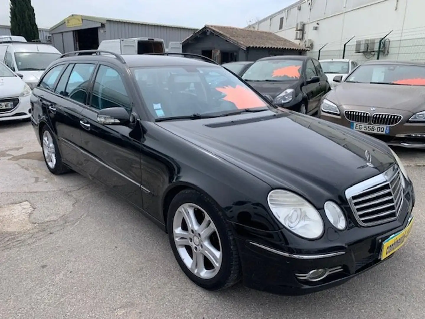 Mercedes-Benz E 200 Classe  Break  CDI Avantgarde A Schwarz - 2