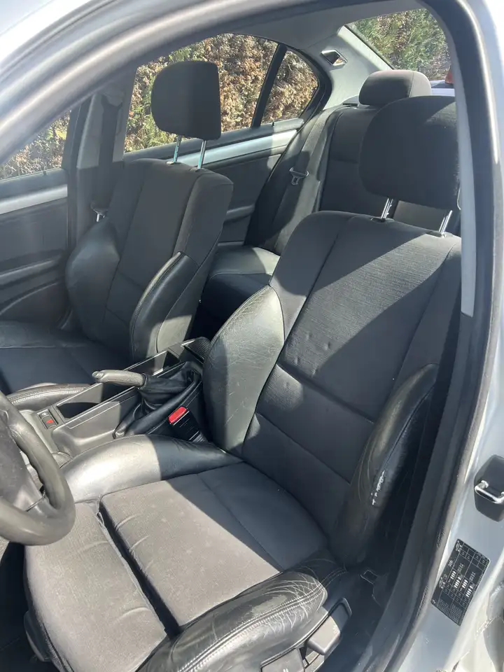 BMW 320i, foto 10