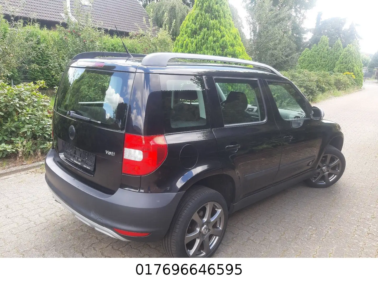Skoda Yeti 1.2 TSI Ambition Schwarz - 2