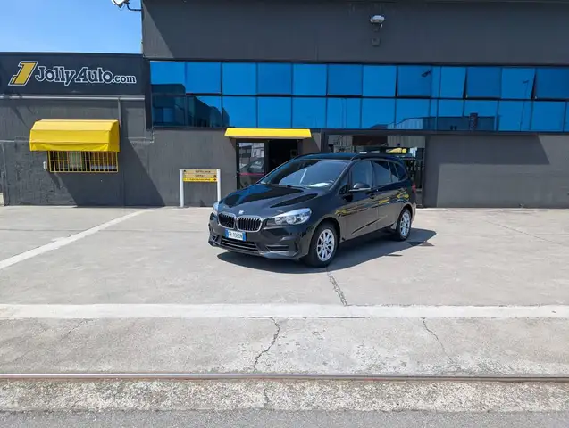 BMW 216