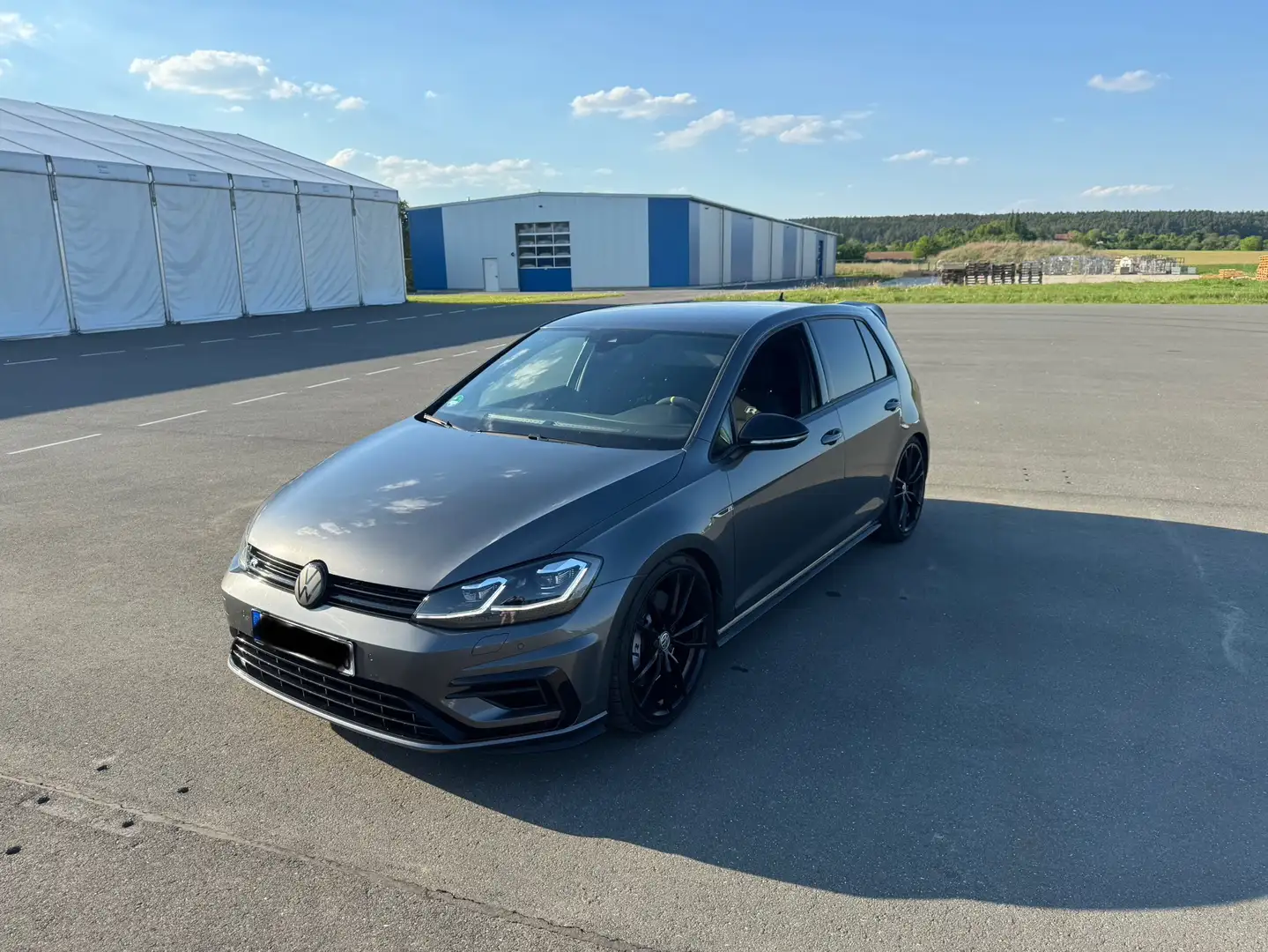 Volkswagen Golf R 7.5R Performance | NAVI SITZHZG PDC ACC KERAMIK | Grau - 1