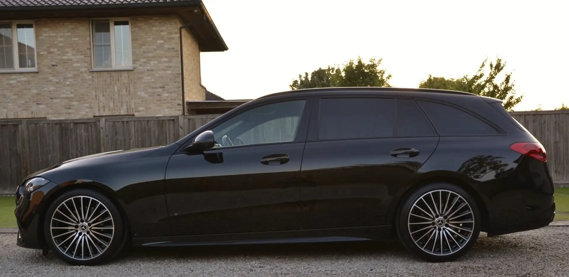 Mercedes-Benz C 180 AMG 9G-Tronic "C63 LOOK-MEMORY PACK-360°CAMERA" Noir - 1