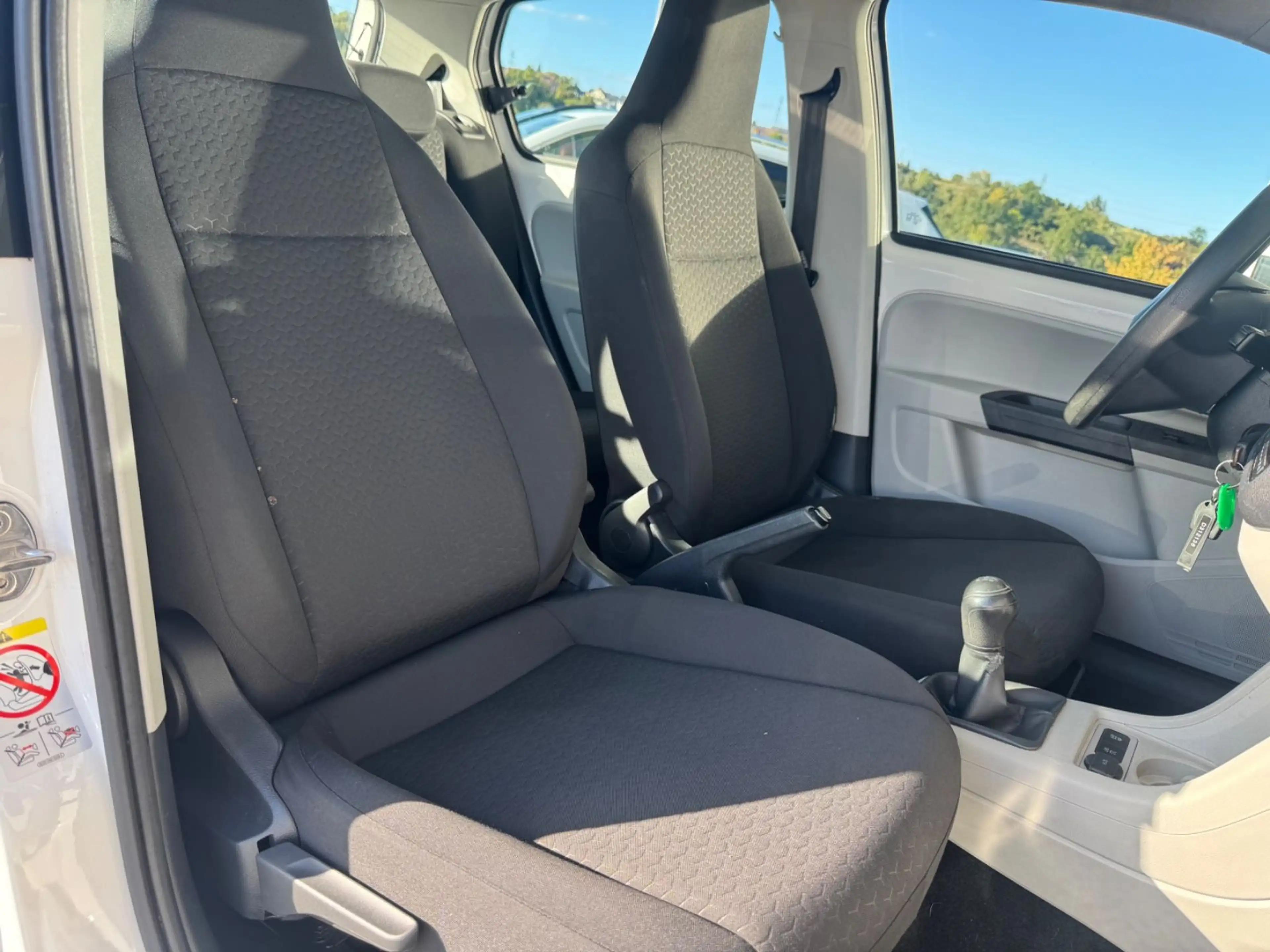 SEAT Mii 1,0 Klima Tempomat PDC Bluetooth 5-trg. — photo 15