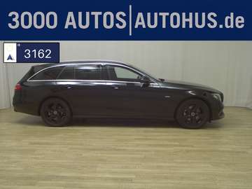 E 220 d T-Modell Avantgarde T-Leder Navi LED AHK RFK
