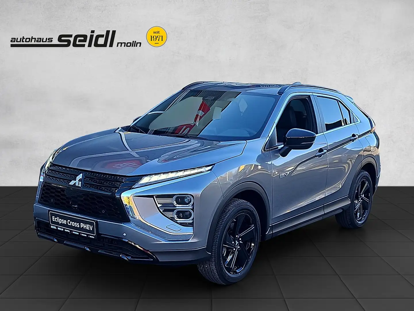 Mitsubishi Eclipse Cross 2,4 PHEV 4WD 45 Jahre Aut. 188 PS Systemleistung Grau - 1