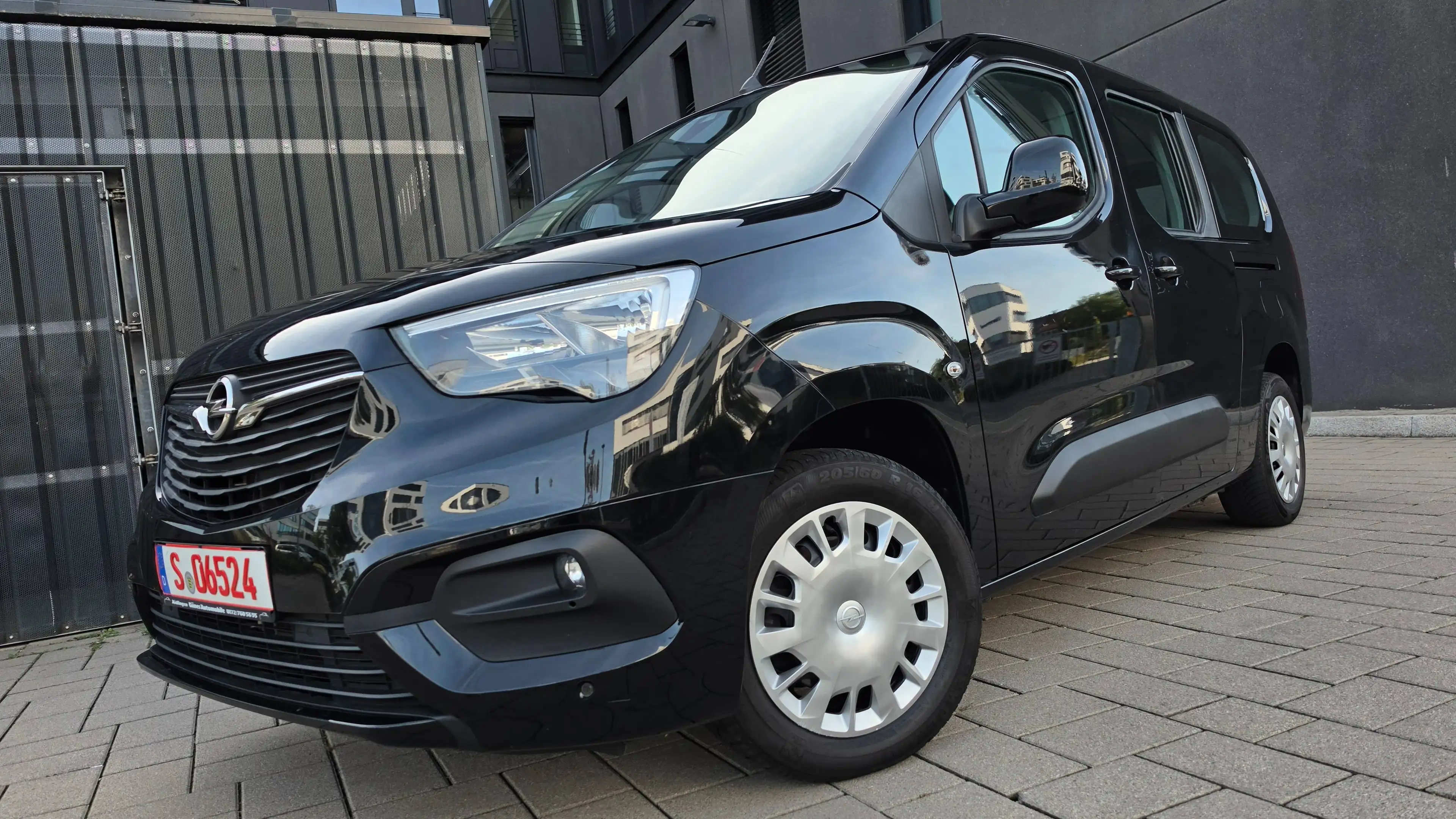 Opel Combo Life Combo LANG+GARANTIE+TÜV+ANHÄNGER+NAVI+KAMERA+PARKS