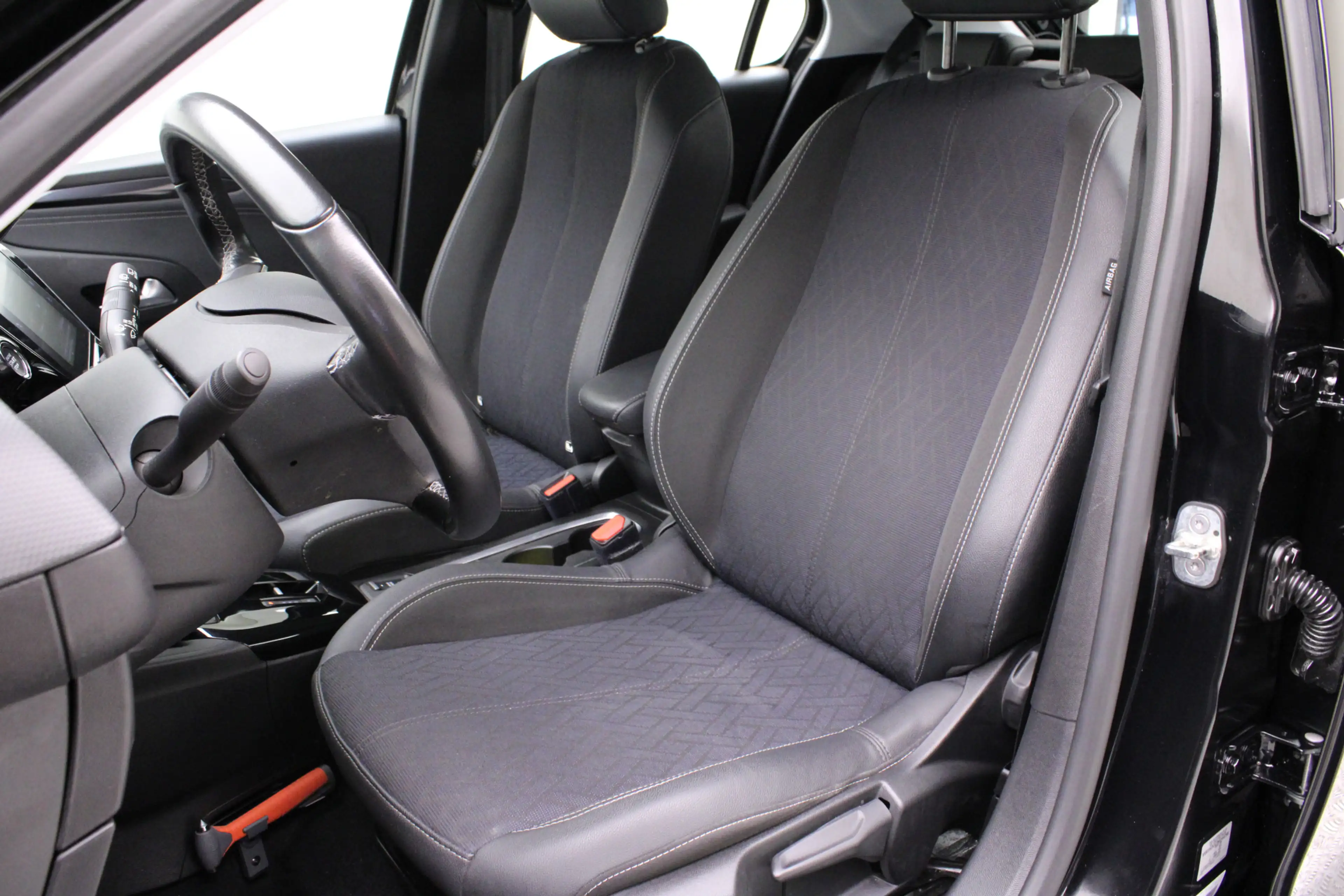 Opel Corsa-e Elegance 50 kWh | Climate control | Pdc achter | C — photo 11