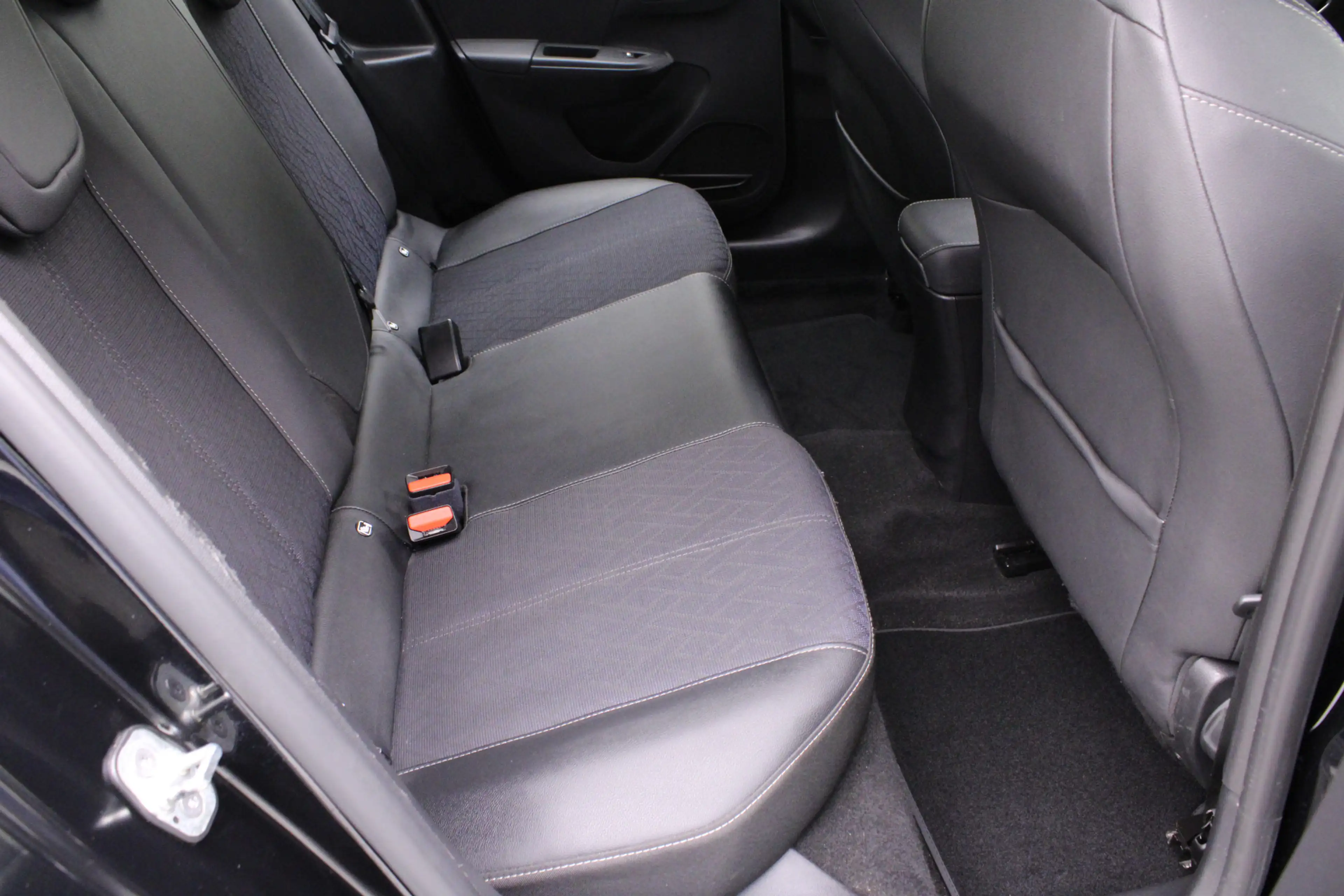 Opel Corsa-e Elegance 50 kWh | Climate control | Pdc achter | C — photo 14