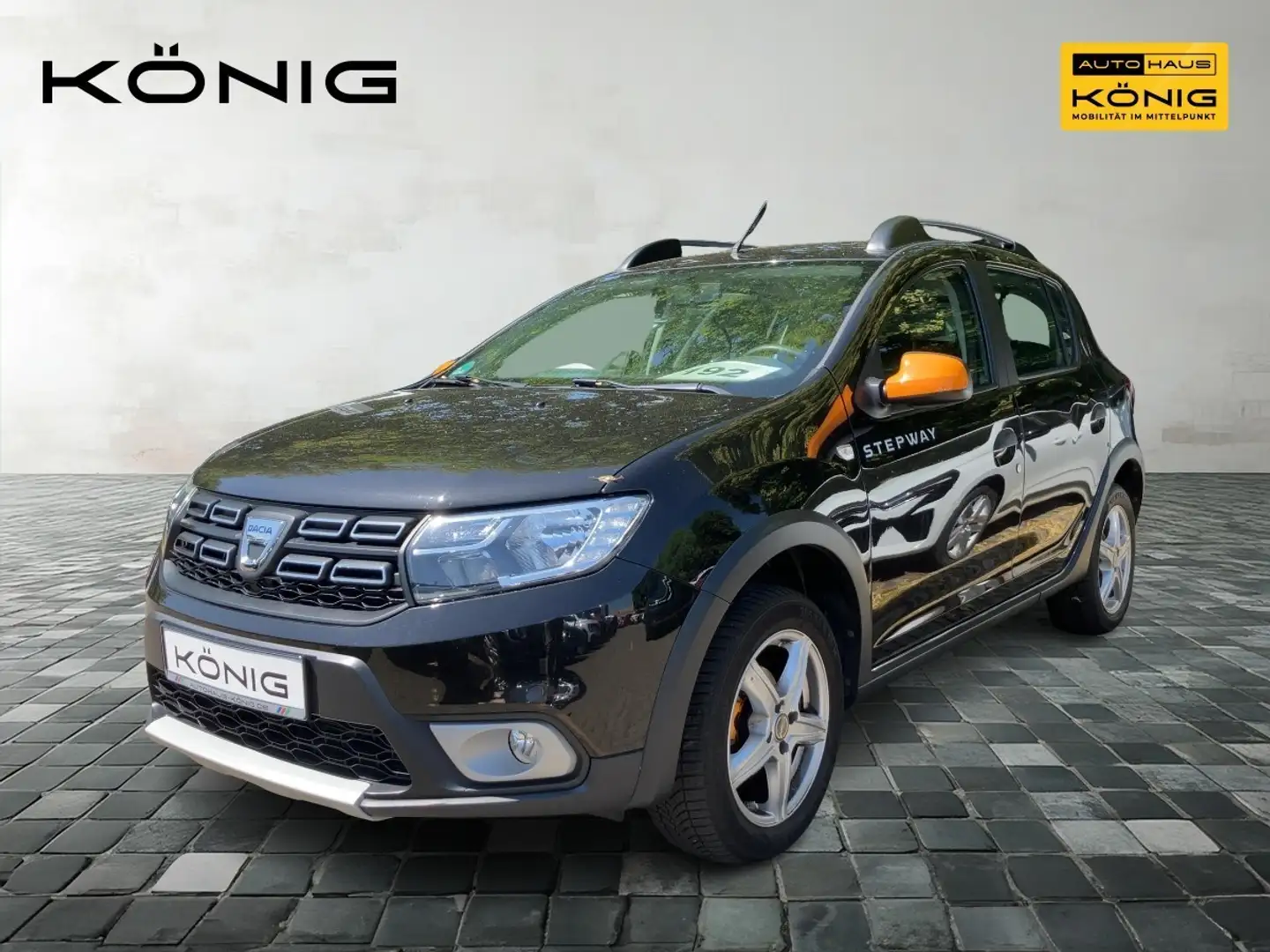 Dacia Sandero Stepway Celebration *Kamera*PDC hi.* Schwarz - 1