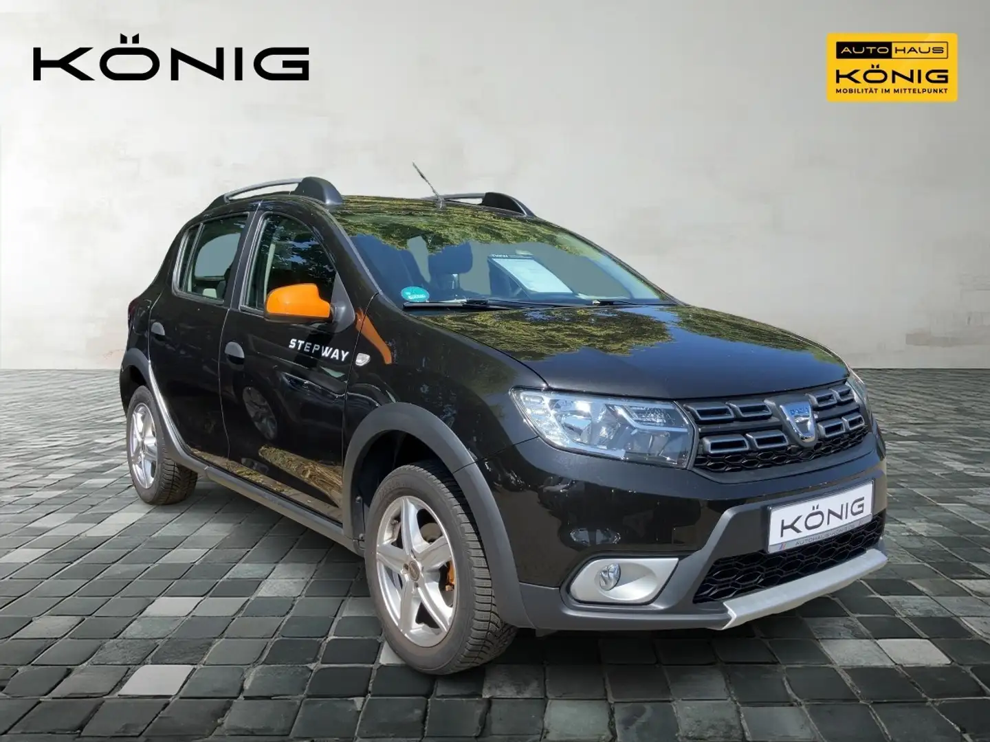 Dacia Sandero Stepway Celebration *Kamera*PDC hi.* Schwarz - 2