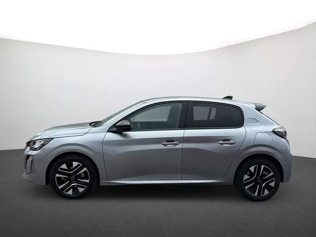 Peugeot 208 view 4