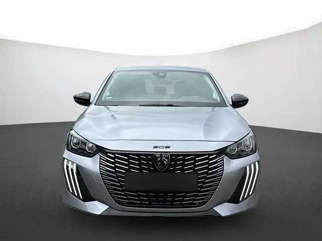 Peugeot 208 view 2