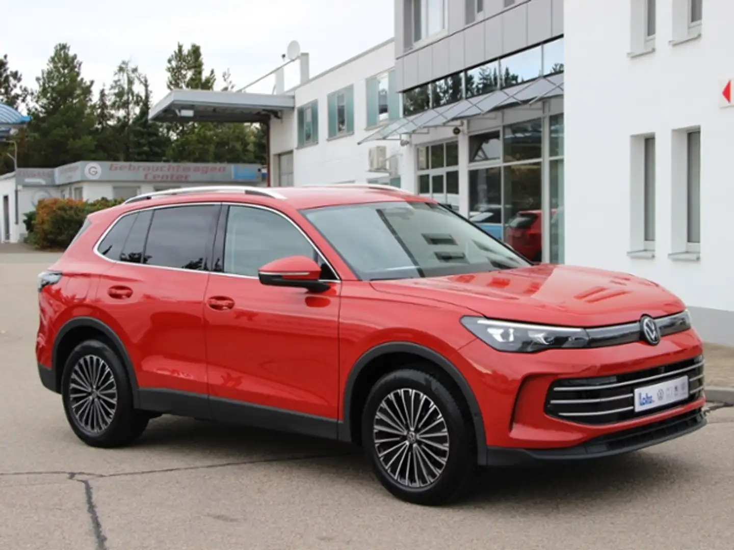 Volkswagen Tiguan 1.5 eTSI Elegance Tiptronic KLIMA LED NAVI ALU Rouge - 2