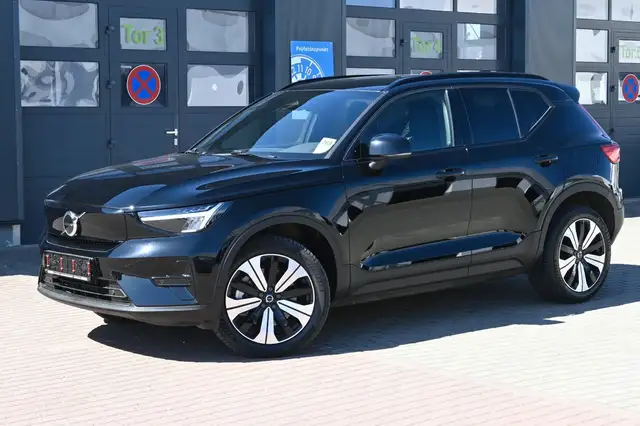 Volvo XC40 Core Recharge Pure Electric 2WD
