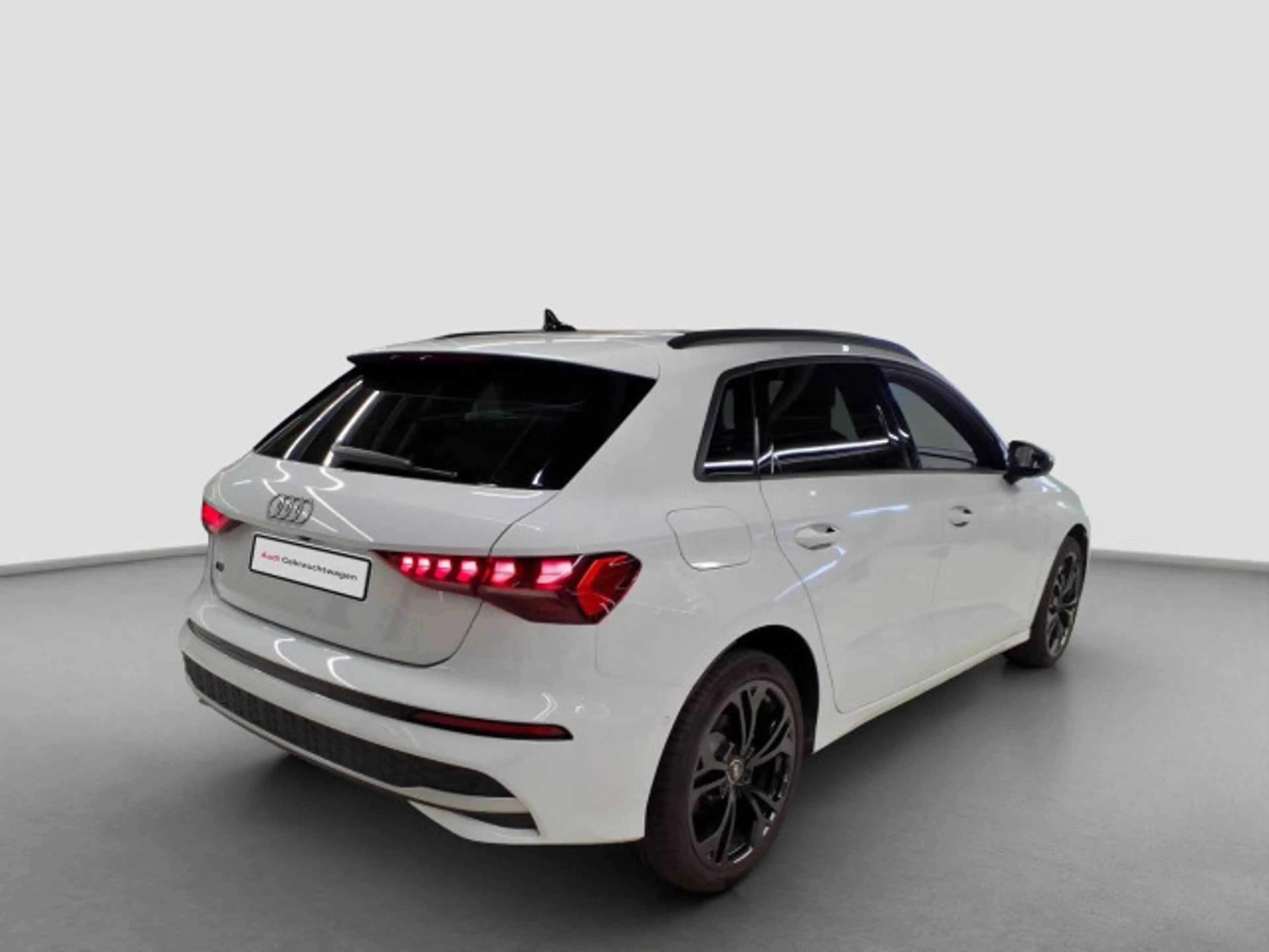 Audi A3 advanced TFSI e NAVI LED AHK RFK VC — photo 3