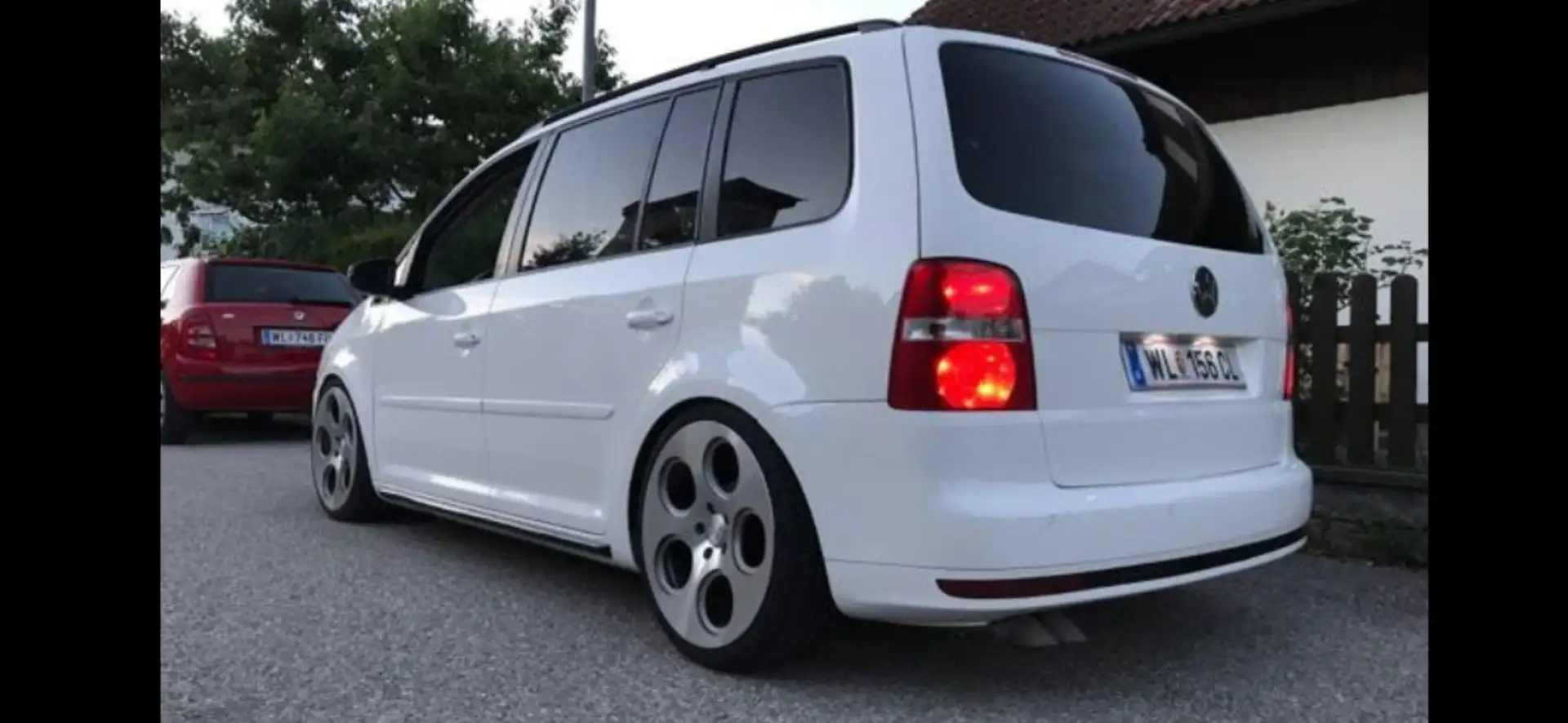 Volkswagen Touran Touran+Highline+1,4+TSI+DSG+Highline Weiß - 2