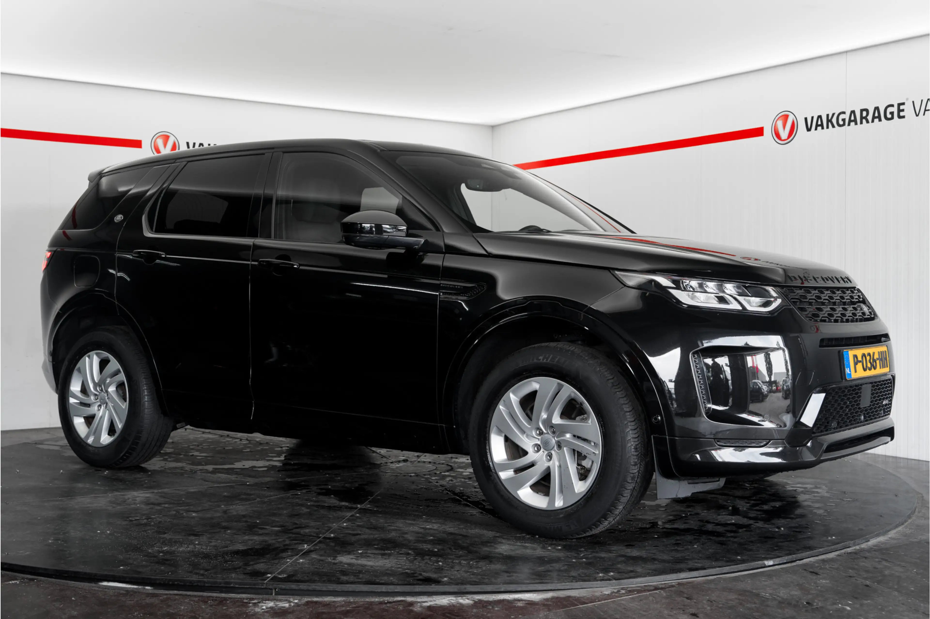 Land Rover Discovery Sport P300e 1.5 R-Dynamic S Trekhaak Nederlandse auto — photo 6