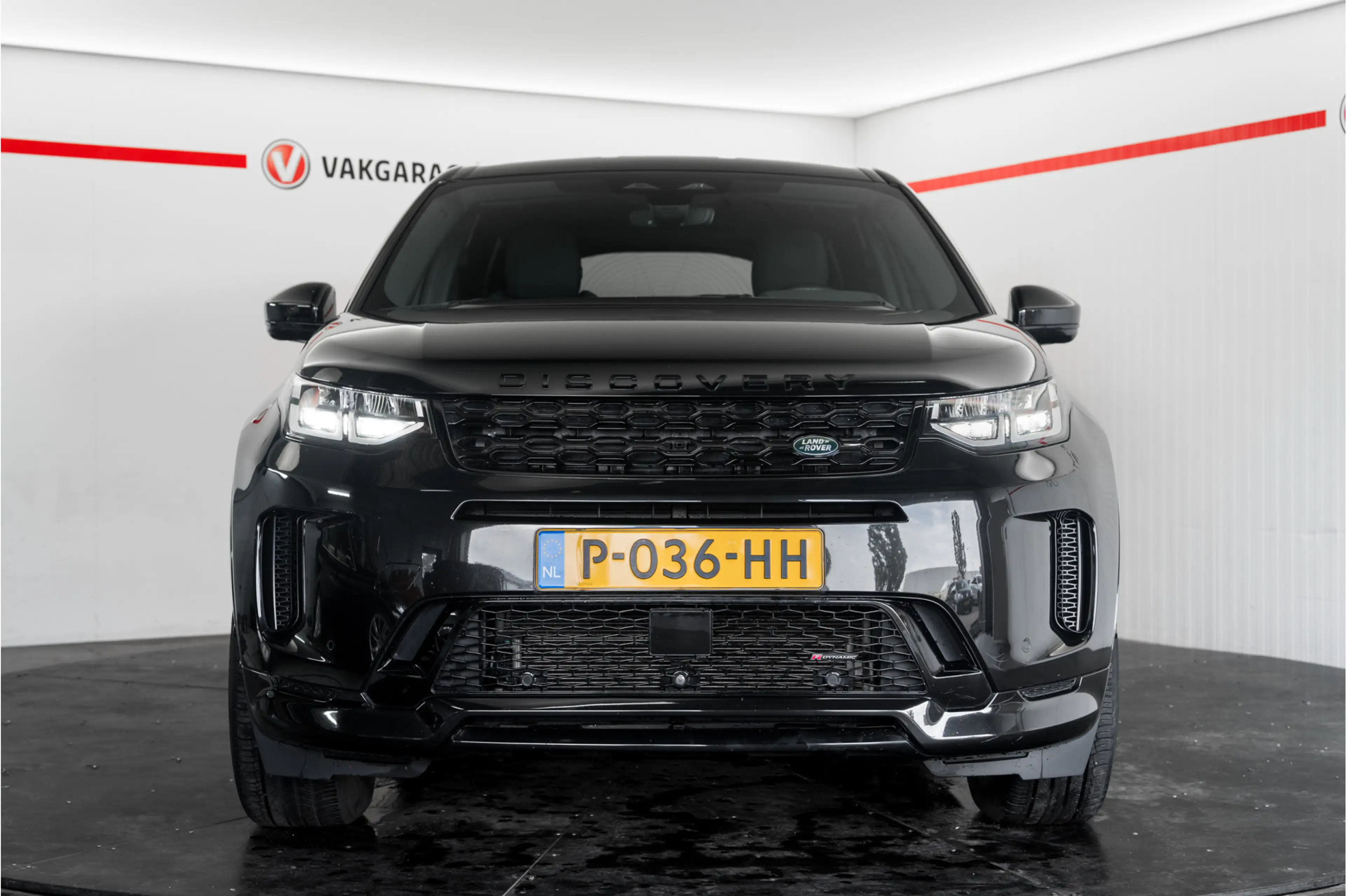 Land Rover Discovery Sport P300e 1.5 R-Dynamic S Trekhaak Nederlandse auto — photo 4