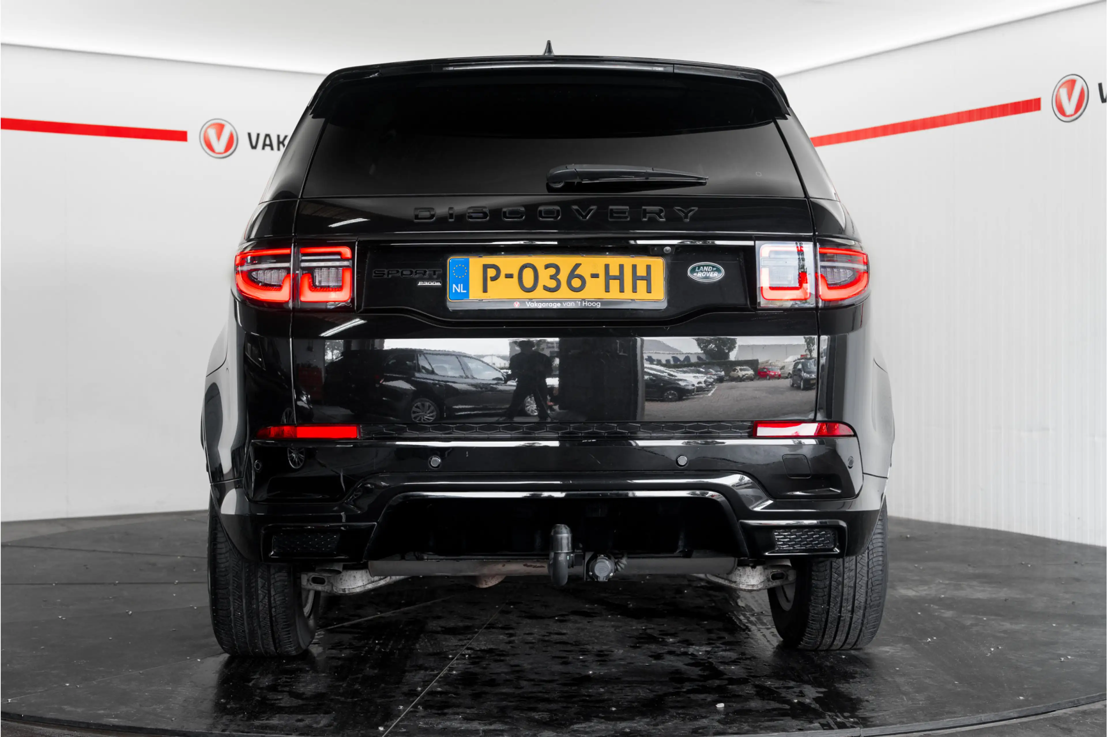 Land Rover Discovery Sport P300e 1.5 R-Dynamic S Trekhaak Nederlandse auto — photo 11