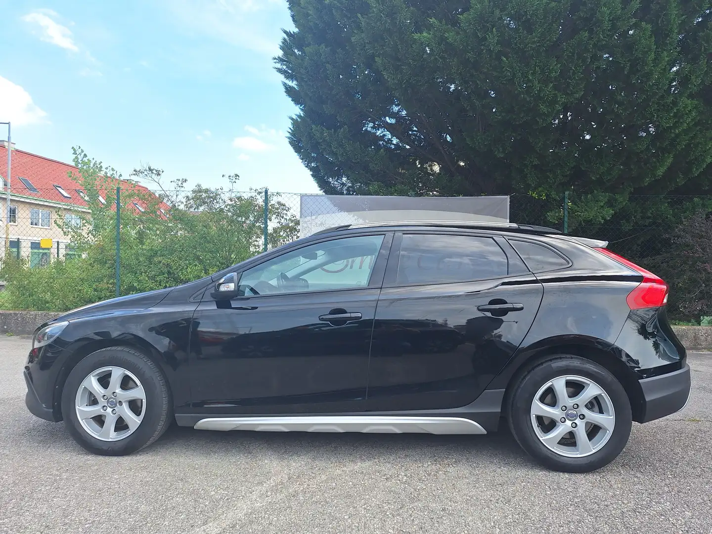 Volvo V40 Cross Country V40 Cross Country D2 Kinetic Noir - 2