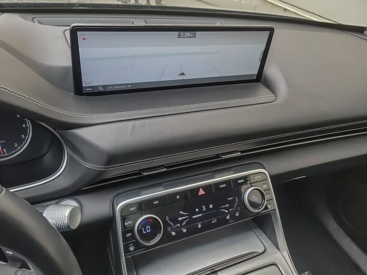 Genesis GV80 снимка Genesis GV80