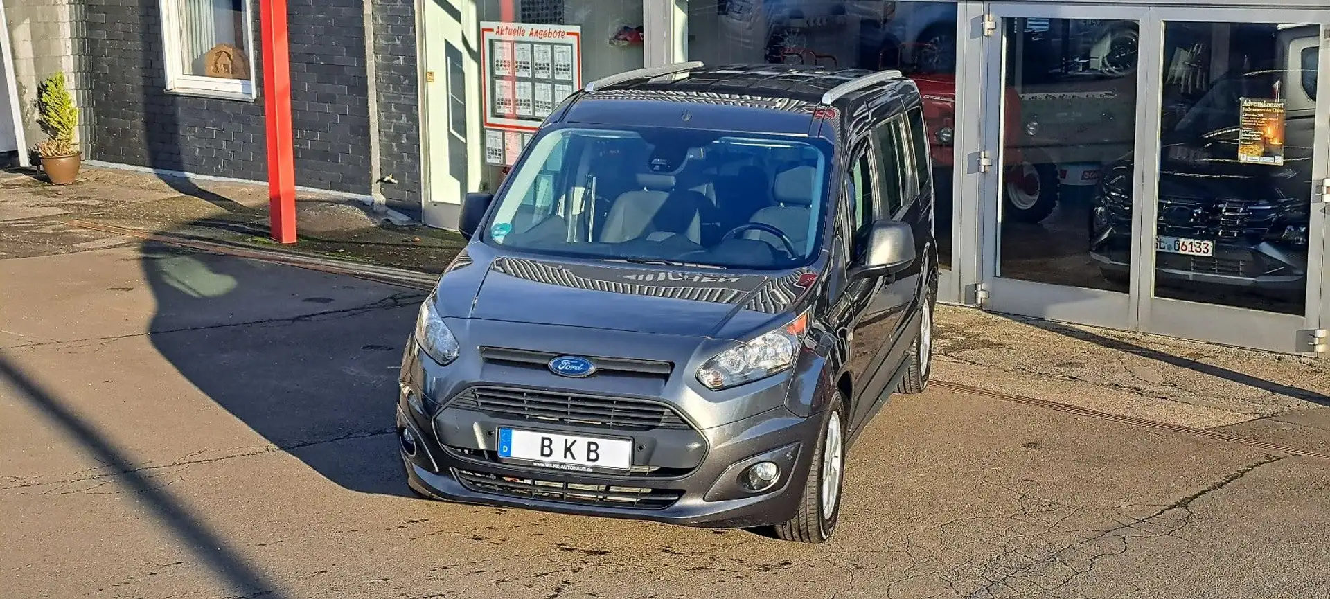 Ford Grand Tourneo TDCI Shzg PDC beh WSS HU/AU/Insp neu Gris - 1