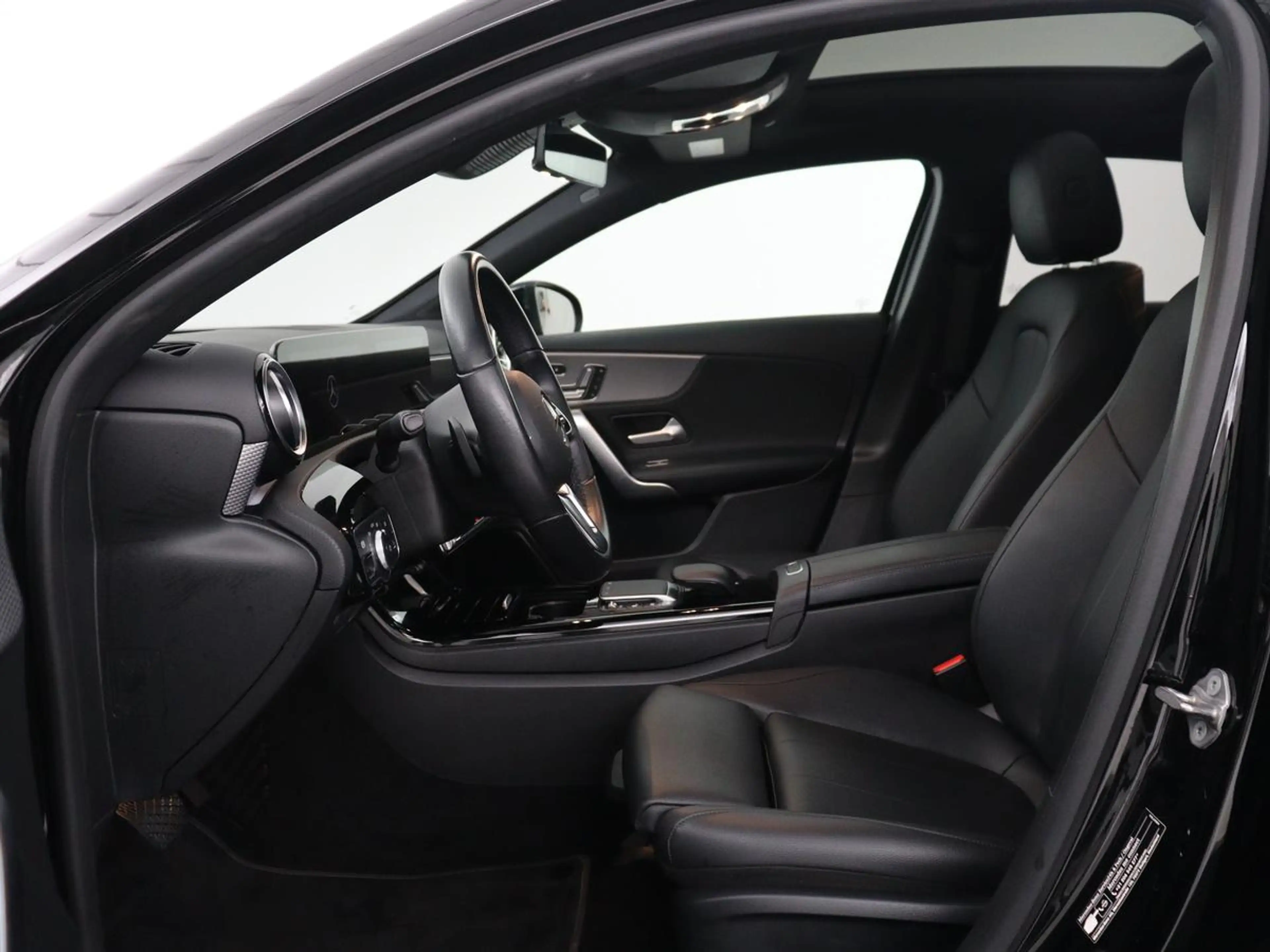 Mercedes-Benz A 180 Business Solution Luxury — photo 3