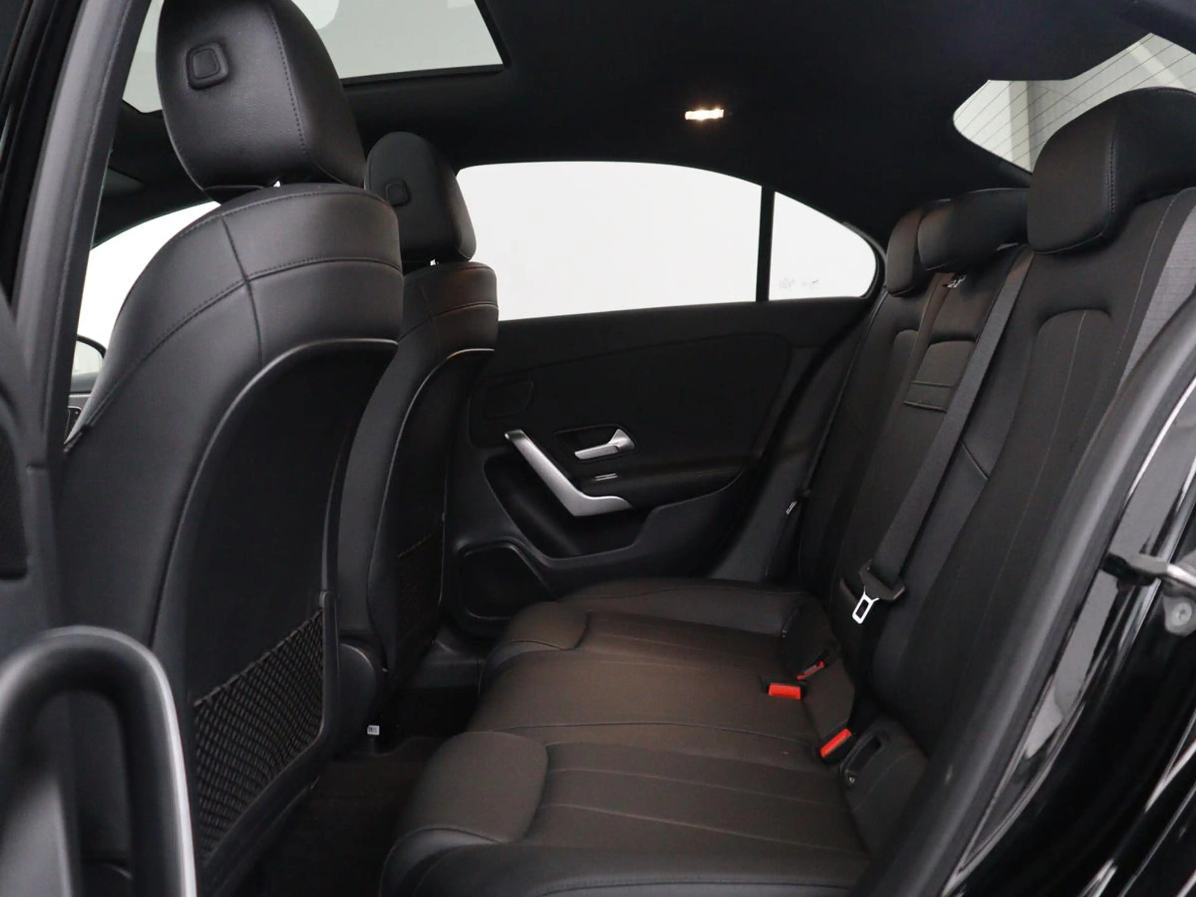 Mercedes-Benz A 180 Business Solution Luxury — photo 5