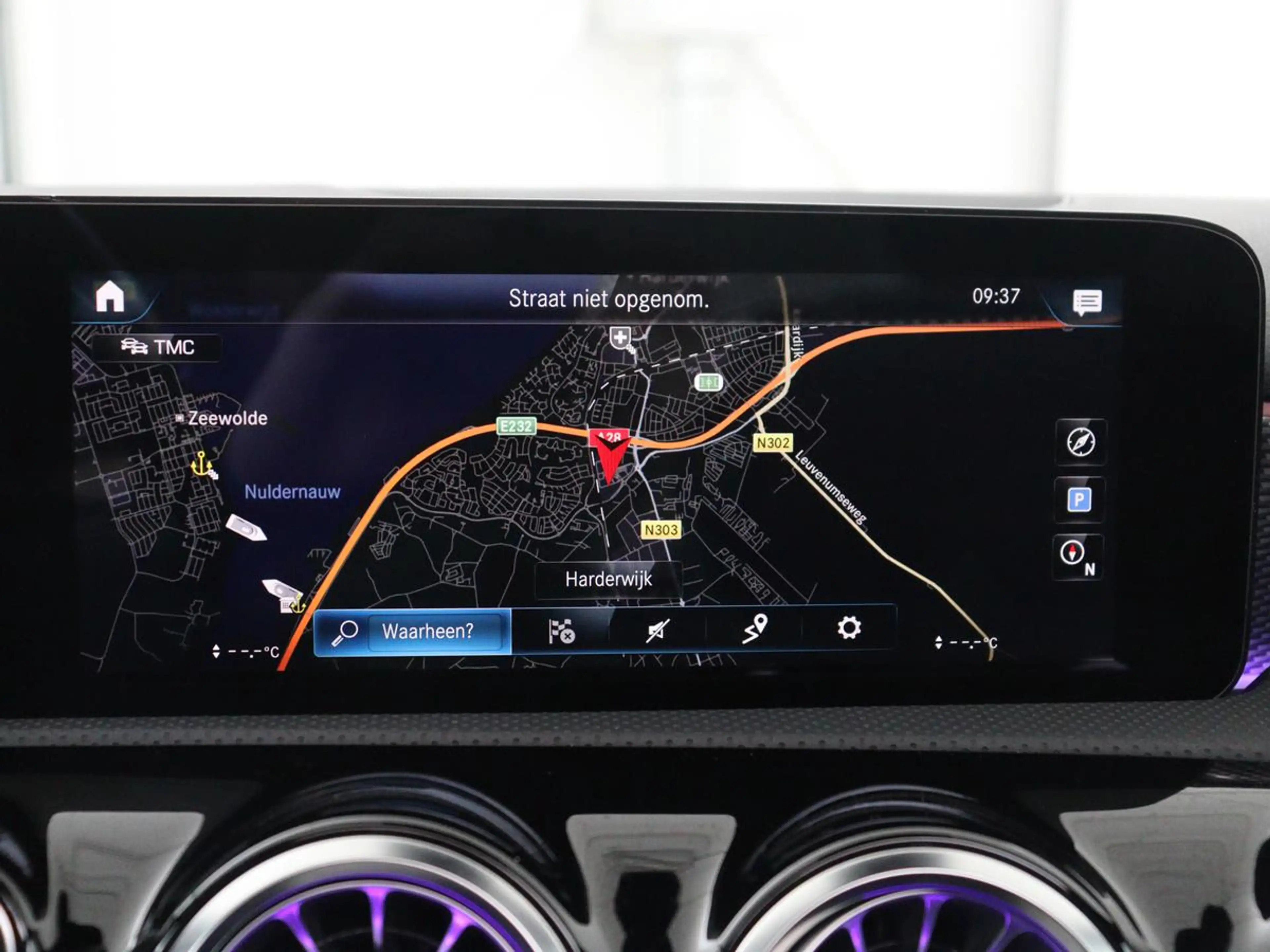 Mercedes-Benz A 180 Business Solution Luxury — photo 10