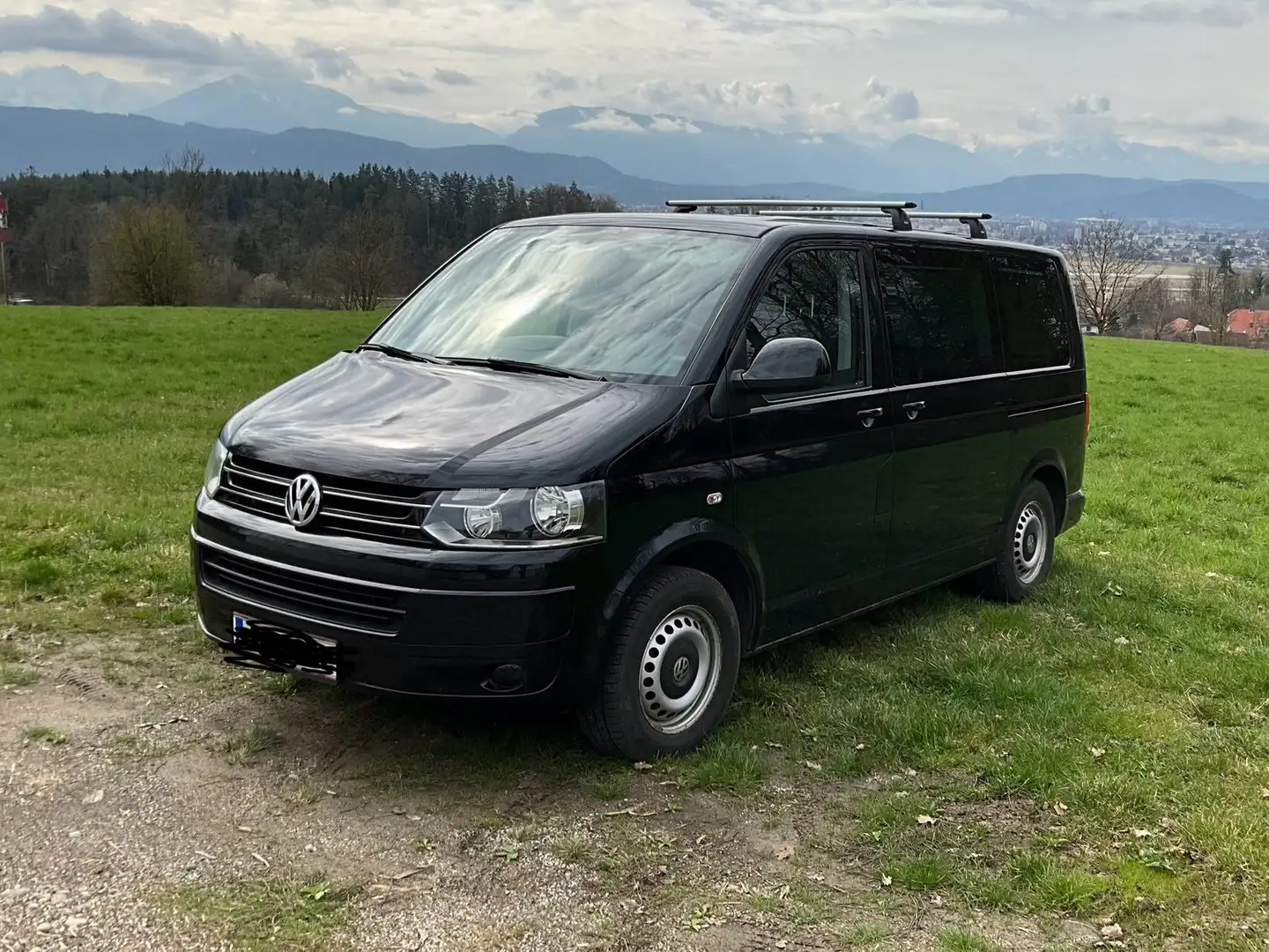 Volkswagen T5 Multivan Multivan Comfortline 2,0 BMT TDI D-PF Comfortline Schwarz - 1